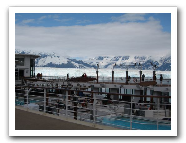 Ship= 150' tall, glacier=300' tall